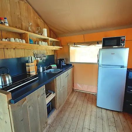 Alojamento de Turismo Selvagem Silver Coast Glamping Luxury *