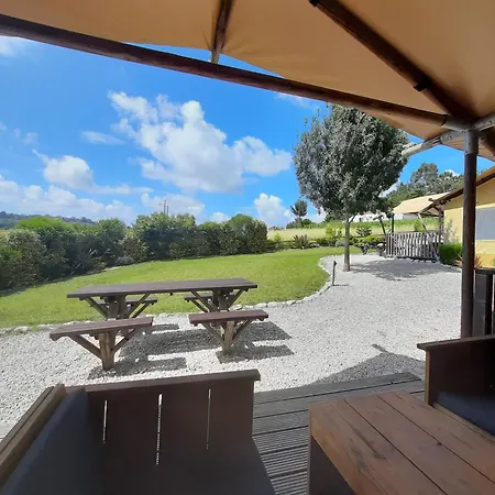 Деревянный коттедж Silver Coast Glamping Luxury Алкобаса